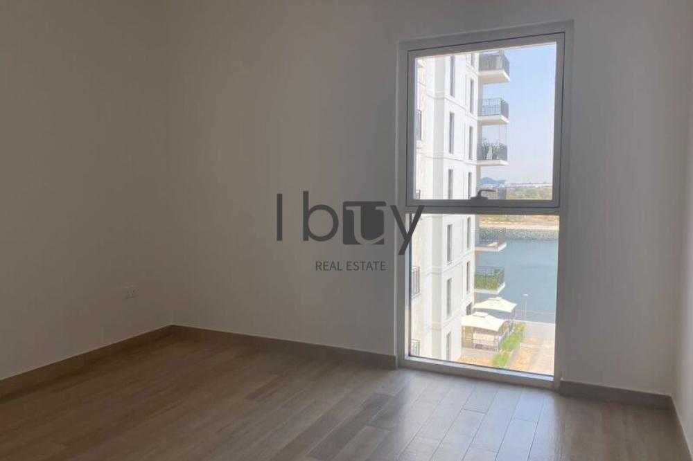 Pool and Canal View | Prime Location | Best Invest