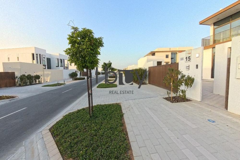 Type V5 | Brand New Villa | Landscaped | Hot Deal
