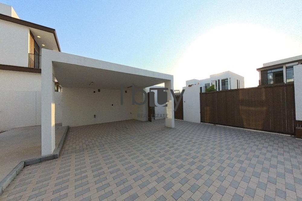 Type V5 | Brand New Villa | Landscaped | Hot Deal