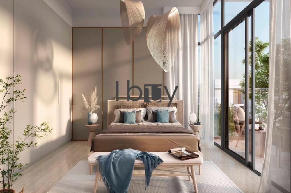 Corner Unit | Spacious Duplex | Ideal Investment