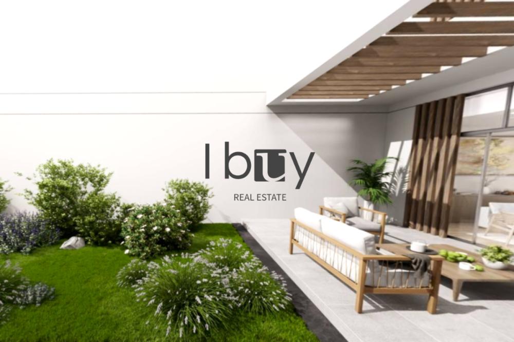 Corner Unit l Close to Park | Best Deal |