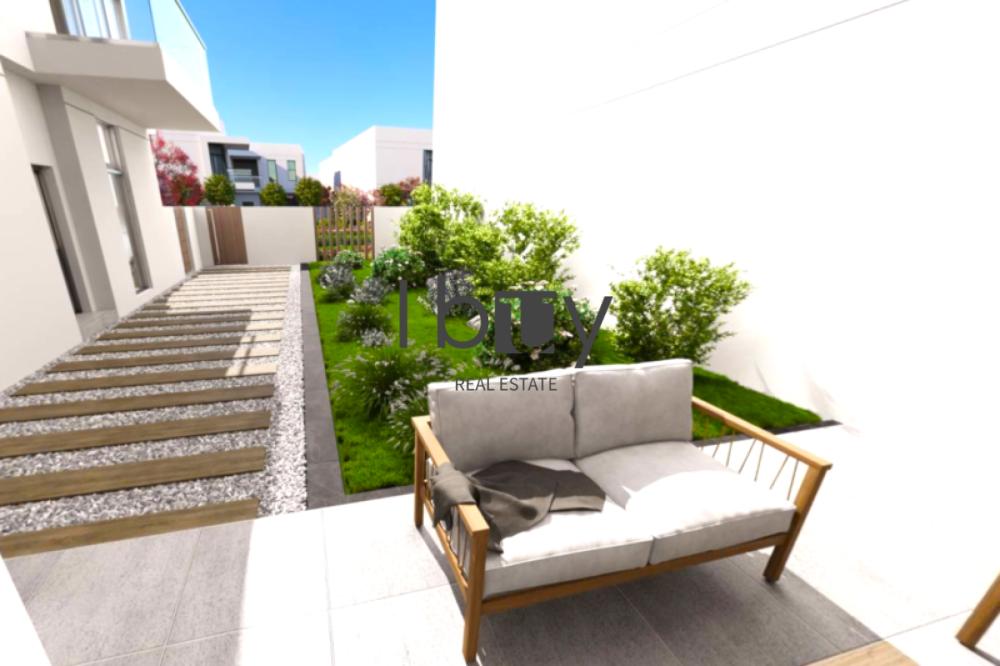 Spacious Corner End Unit | HQ 2025 | Invest |