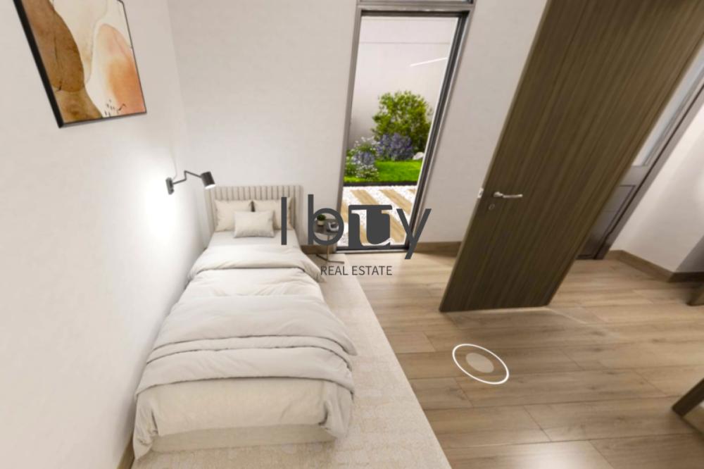 Spacious Corner End Unit | HQ 2025 | Invest |