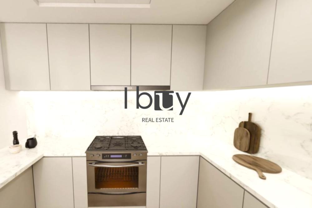 Spacious Corner End Unit | HQ 2025 | Invest |