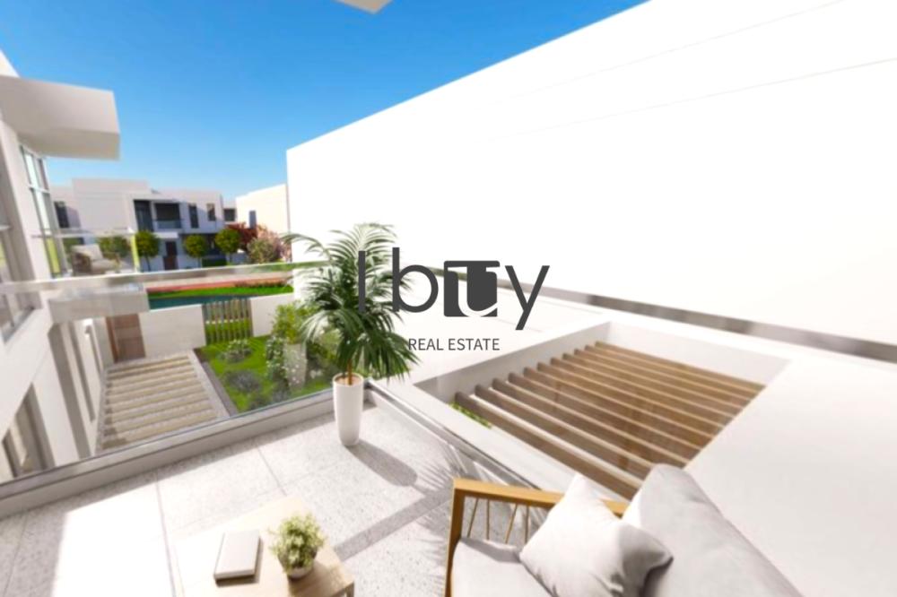 Spacious Corner End Unit | HQ 2025 | Invest |