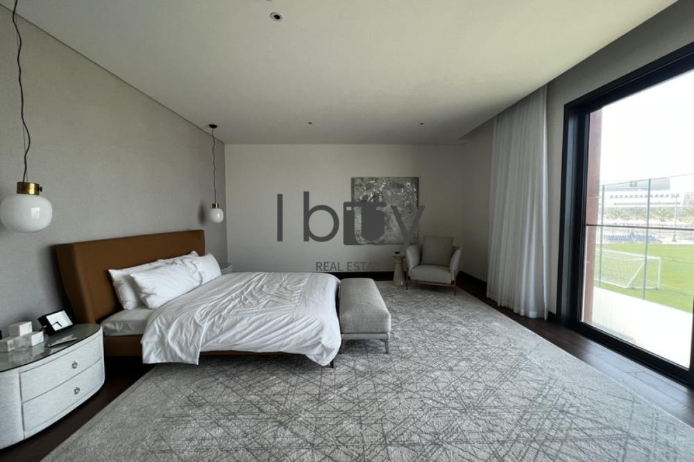 Single Row| Corner Unit | Close To Park | Hot Deal