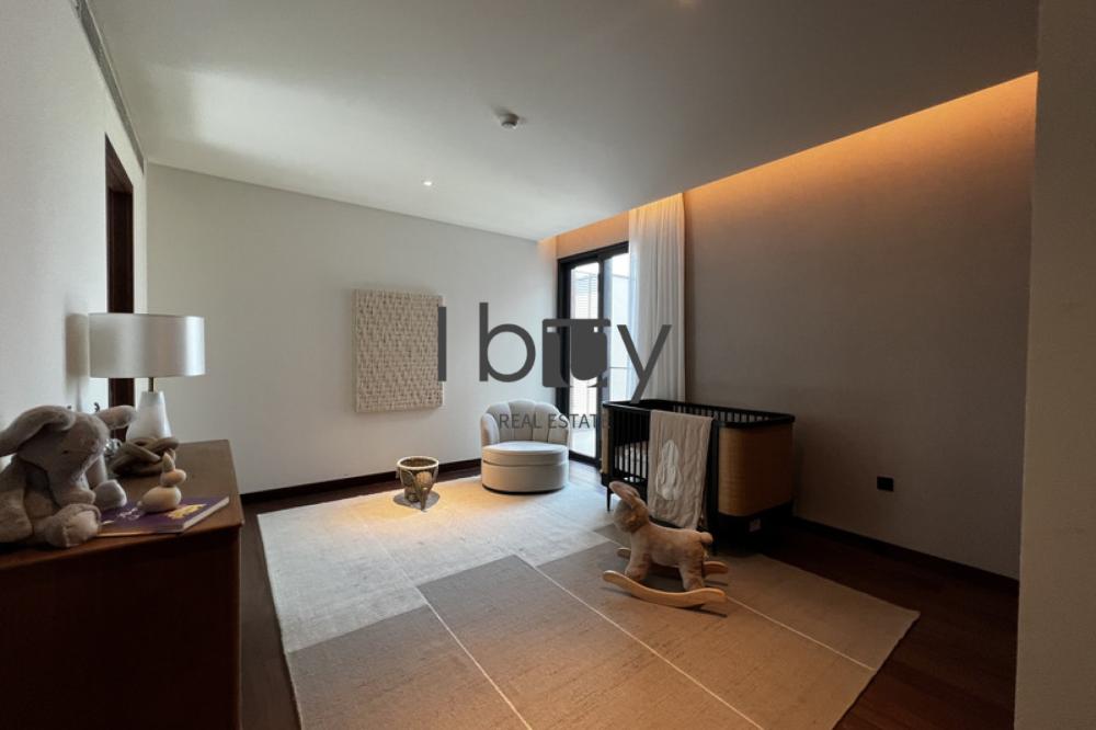 Single Row| Corner Unit | Close To Park | Hot Deal