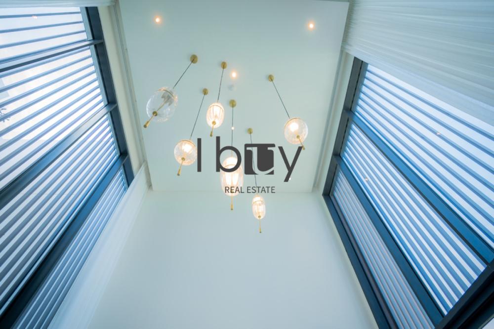 Premium Finishing | High Ceiling | End Unit |