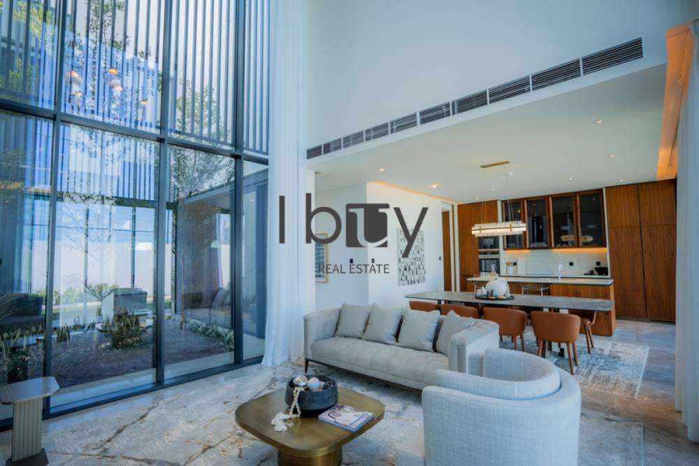 Close To Park | High Ceiling | Pool| POD |Hot Deal