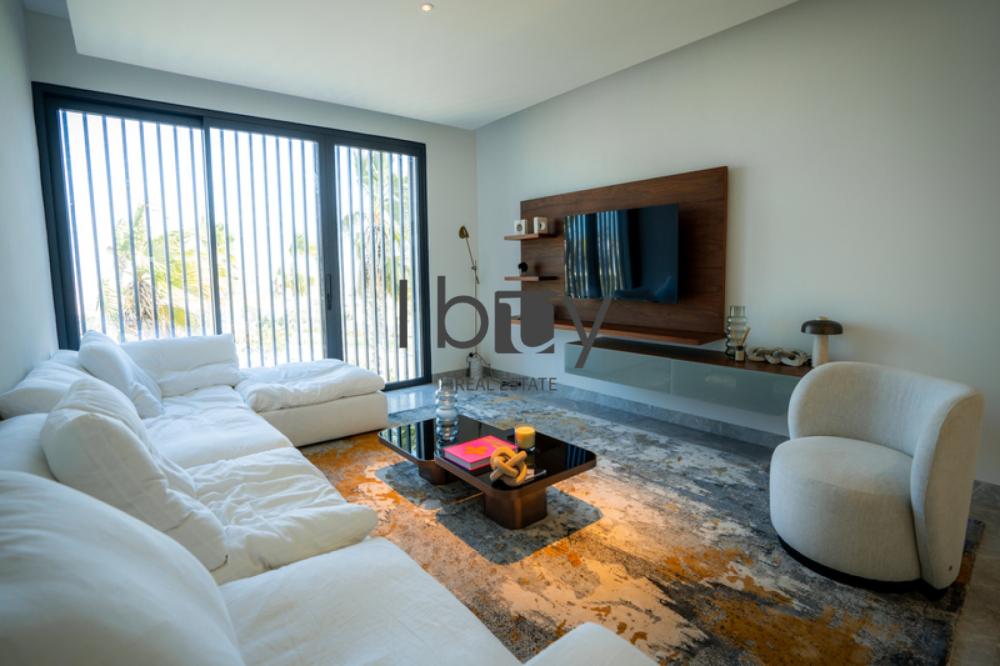 Close To Park | High Ceiling | Pool| POD |Hot Deal