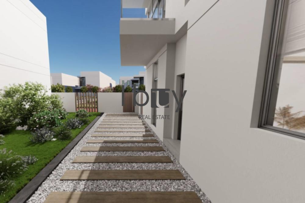 Limited 4 BR | End Unit | Hot Deal | Near To Park