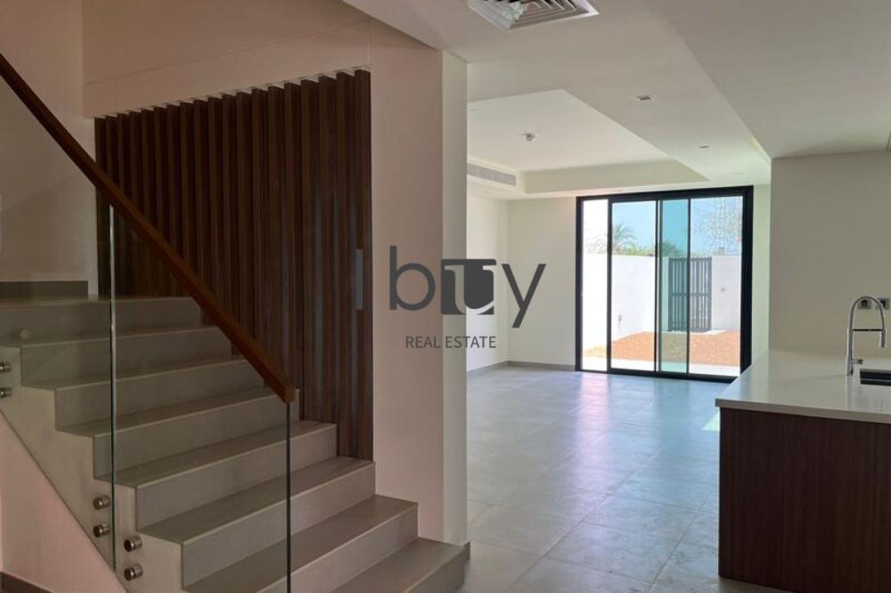 Ready To Move In |Single Row | Mid Unit | Hot Deal