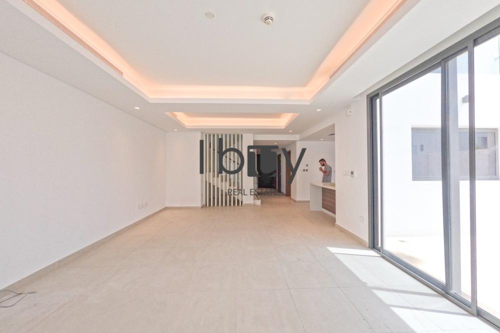 With Rent Refund | Hot Deal | Bonus Features |