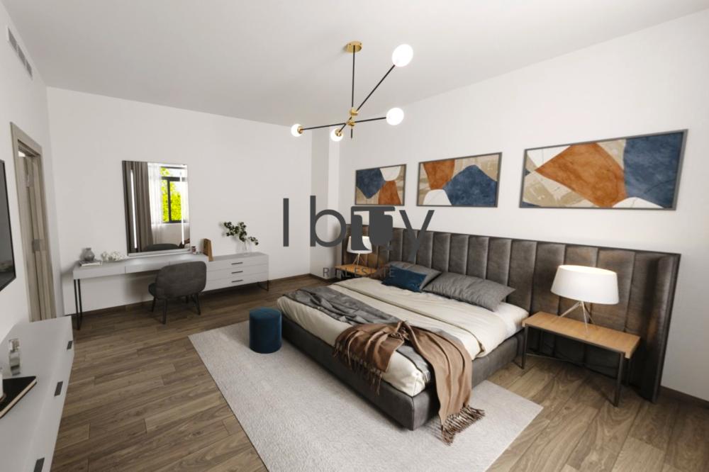 Luxurious 4 BR Single Row | Best Price | Hot Deal