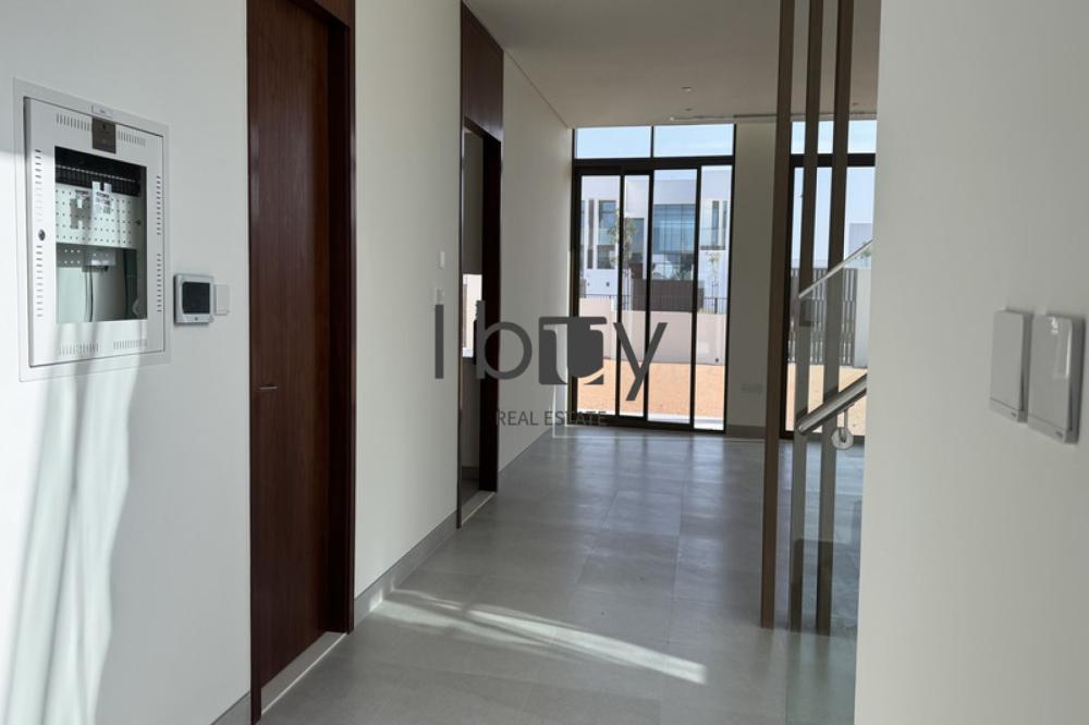 Second Row | Partial Sea View | Ready With Keys |