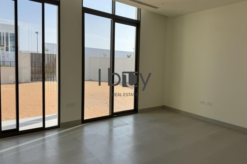 Second Row | Partial Sea View | Ready With Keys |