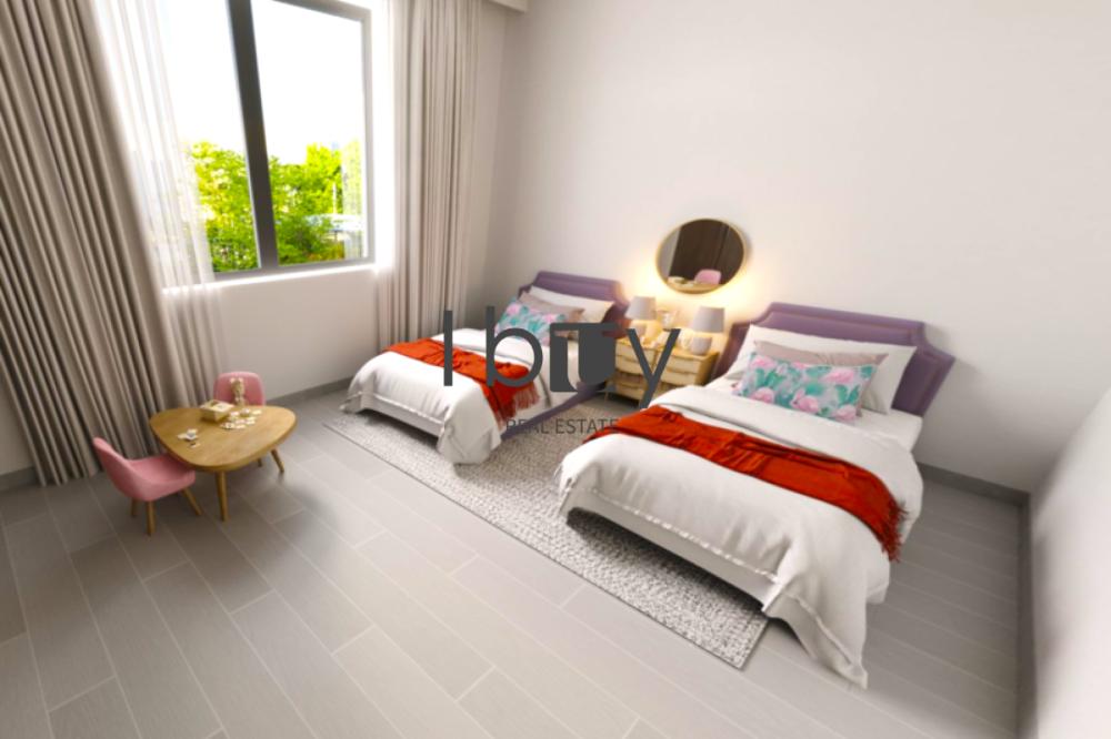 Corner Single Row | Large Plot | Elite Community