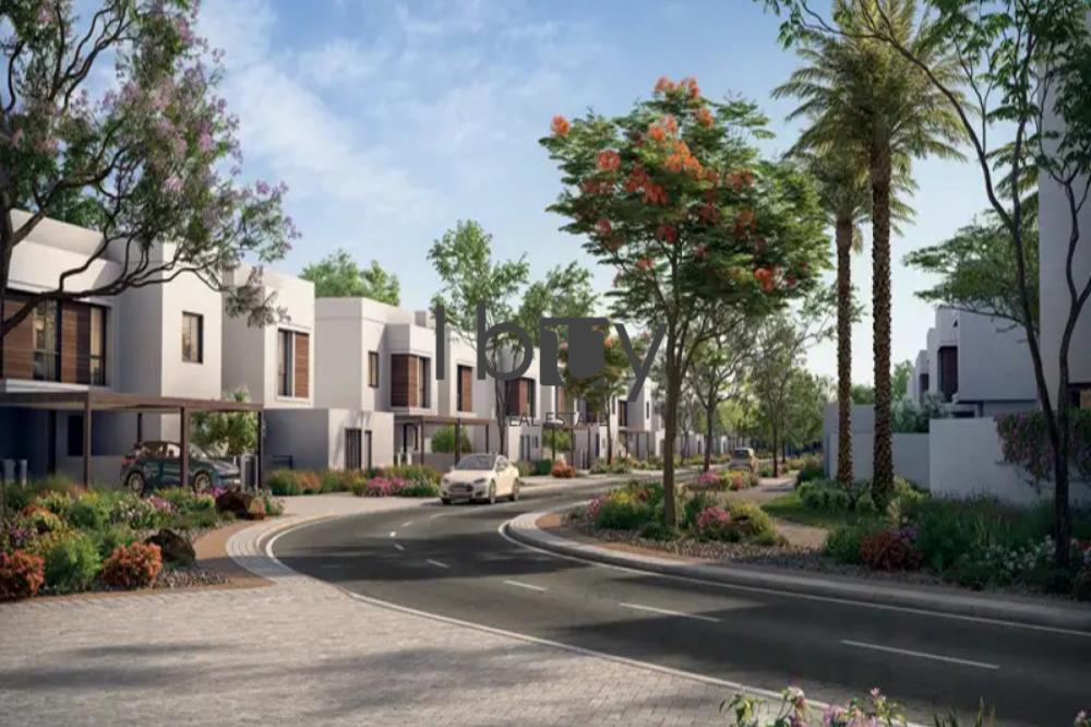 Single Row | Pool View | Corner | Large Plot |