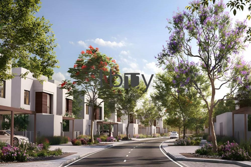 Single Row | Pool View | Corner | Large Plot |