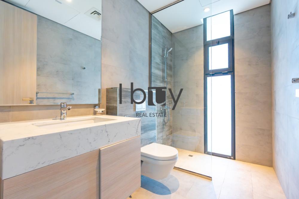 Corner Unit | Light Finishing | First Occupancy |