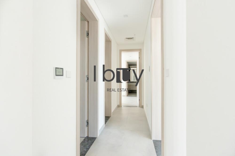 Corner Unit | Light Finishing | First Occupancy |