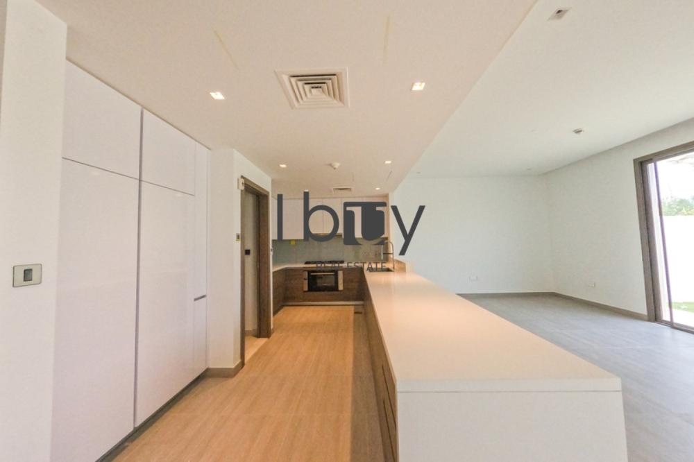 Single Row | Landscape | Move in Today | Hot Deal