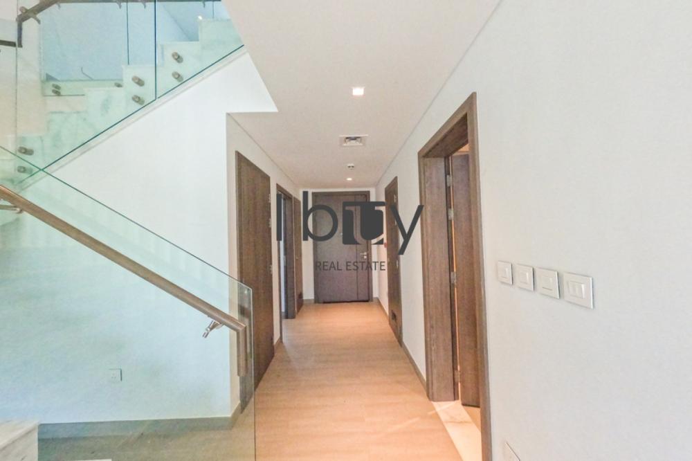 Single Row | Landscape | Move in Today | Hot Deal