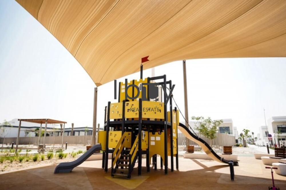 Single Row | Landscape | Move in Today | Hot Deal