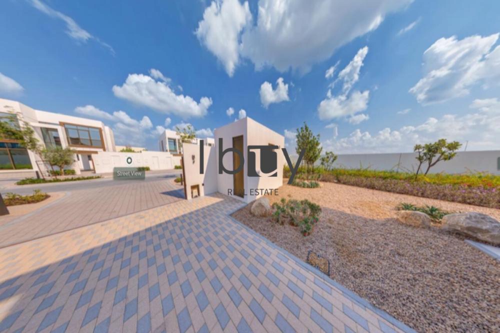 Second Row Corner|5 Executive| Sea View-Park View