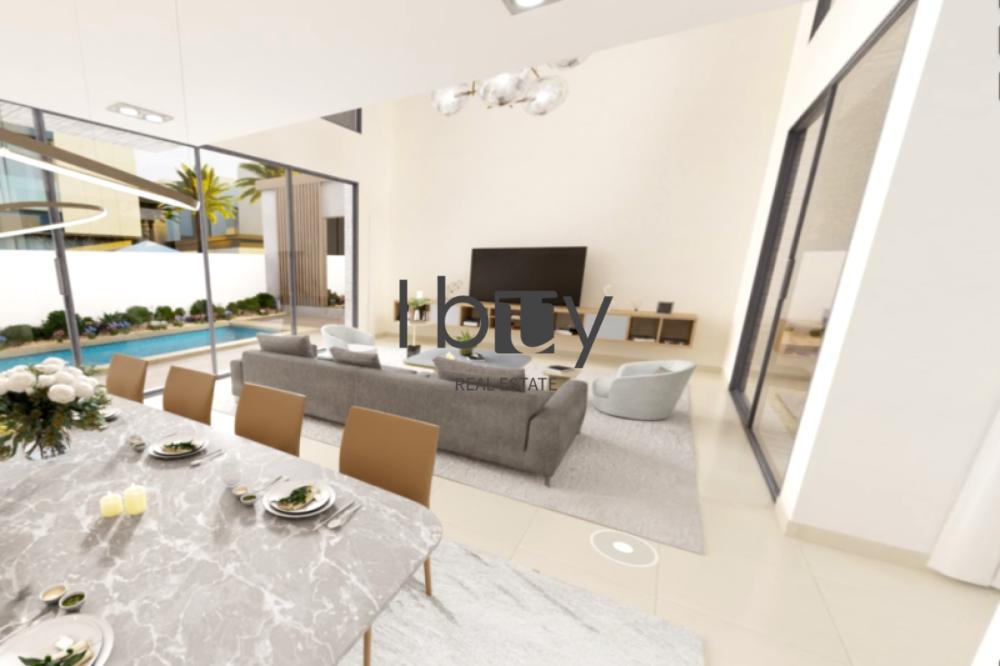 Single Row | High Ceiling | POD | Premium Finishes