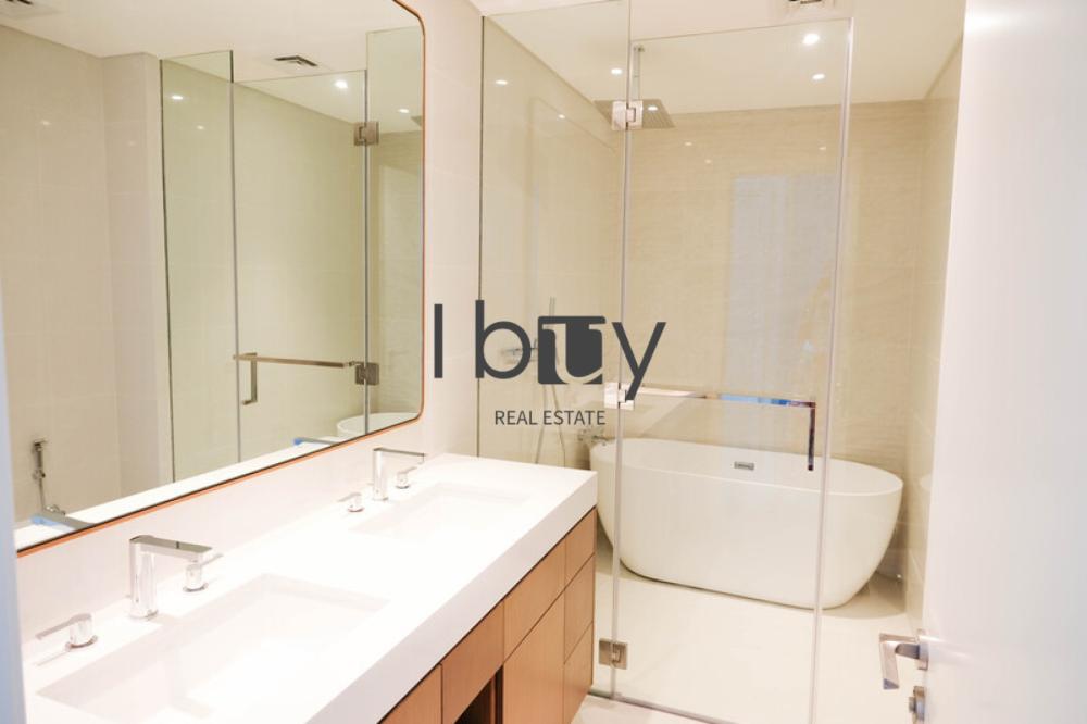 Massive Layout | LOFT | Sheikh Zayed Museum View