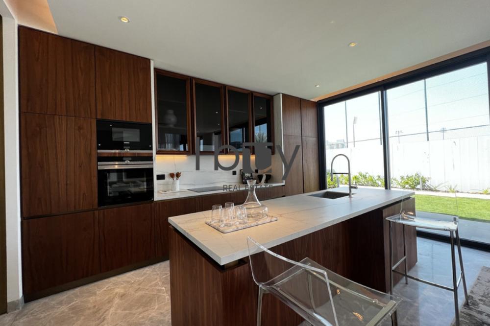 Sidr| Mid Unit | Single Row | High End Finishes