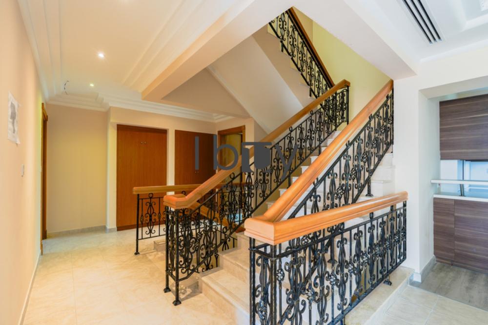 Luxurious 5BR Villa | Private Beach| Full Sea View