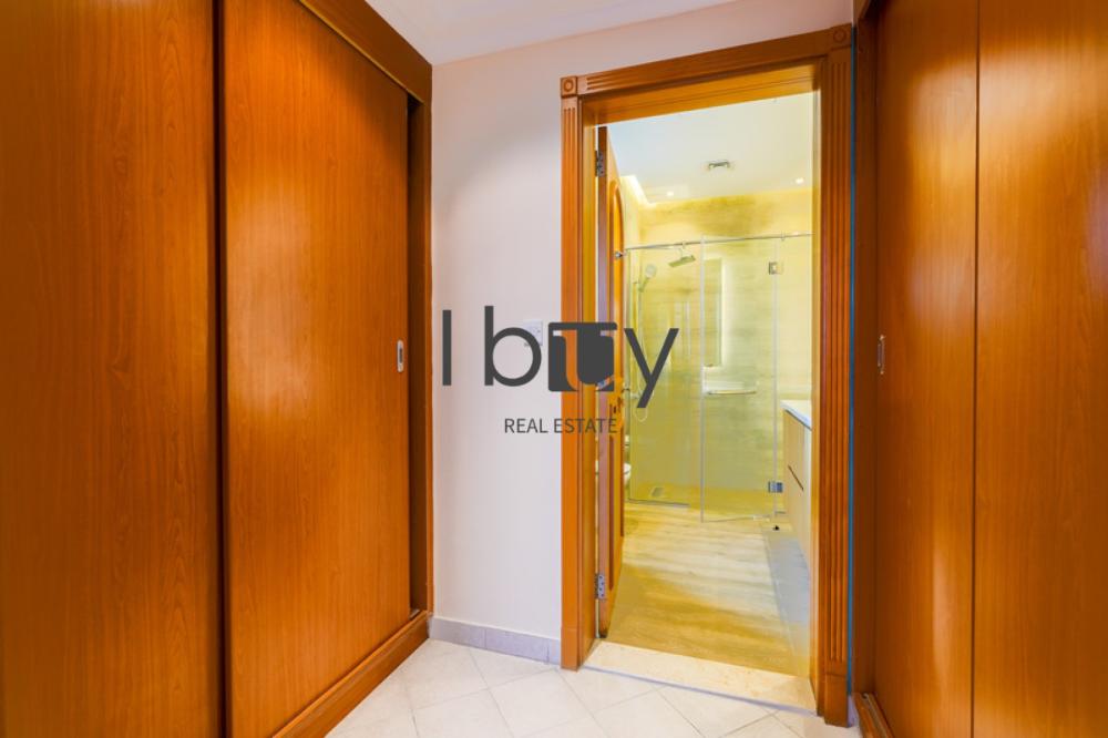 Luxurious 5BR Villa | Private Beach| Full Sea View