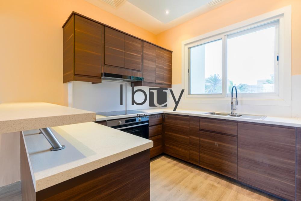 Luxurious 5BR Villa | Private Beach| Full Sea View