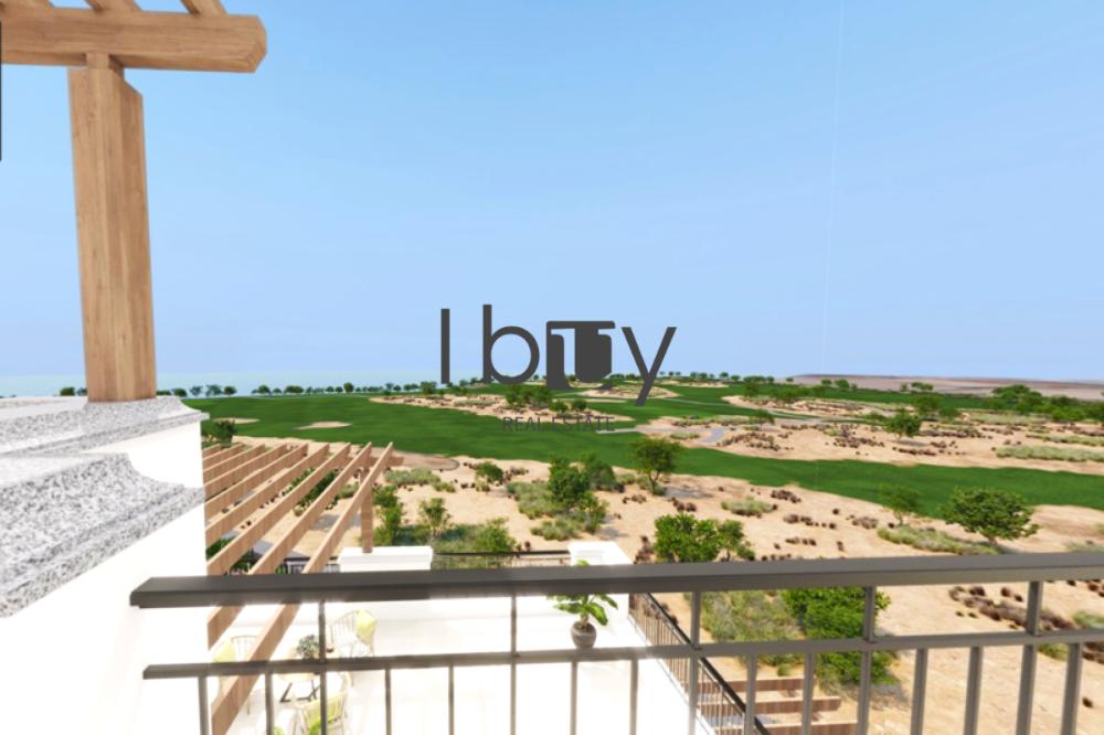 Full Golf Course View | High Floor | Large Terrace