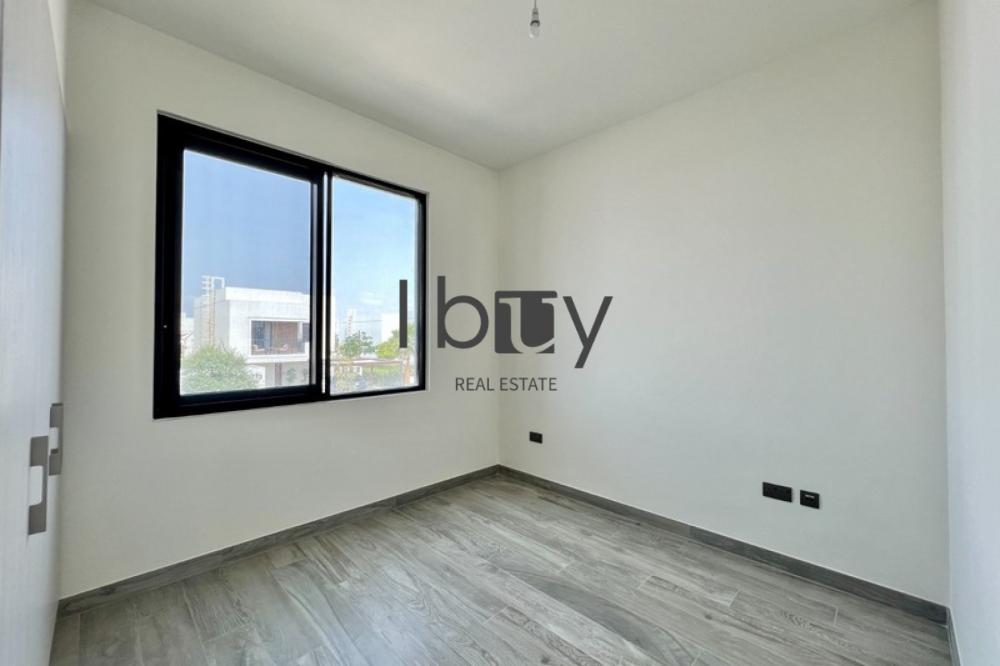 Single Row | Park View | Pool | Prime Area |