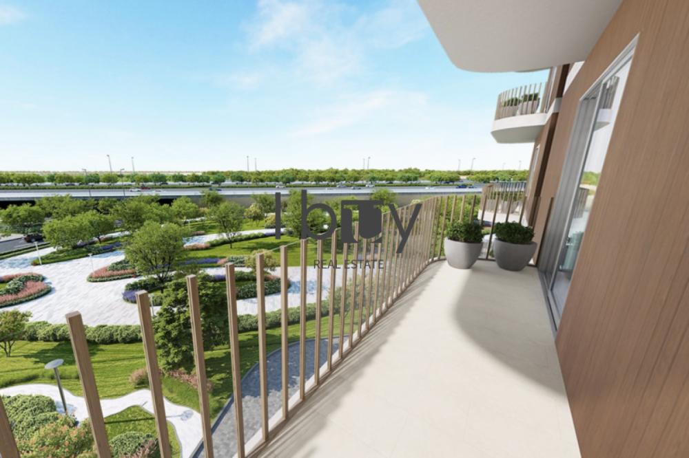 Feb 2028 | Full Canal View | High Floor | Invest