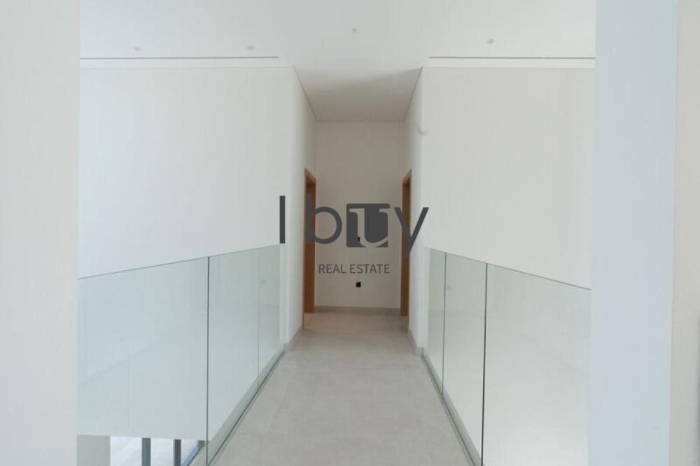 Luxurious Villa | Massive Layout | High Privacy |