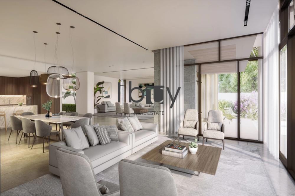 North Bay | Single Row | Corner Unit | Good Deal