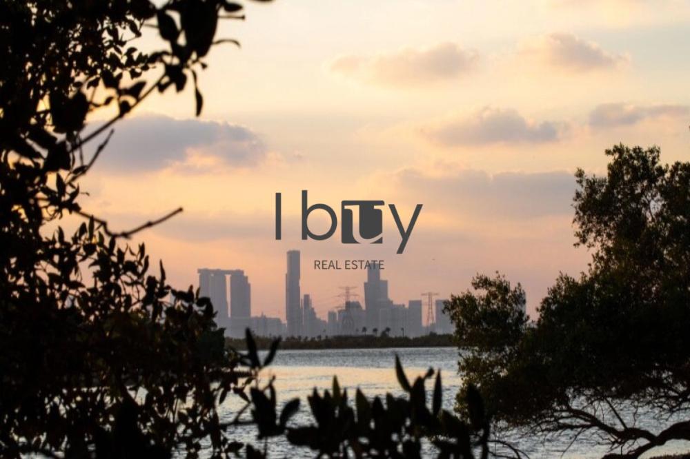 Luxury Townhouse | Facing Park | Quiet, Huge Plot