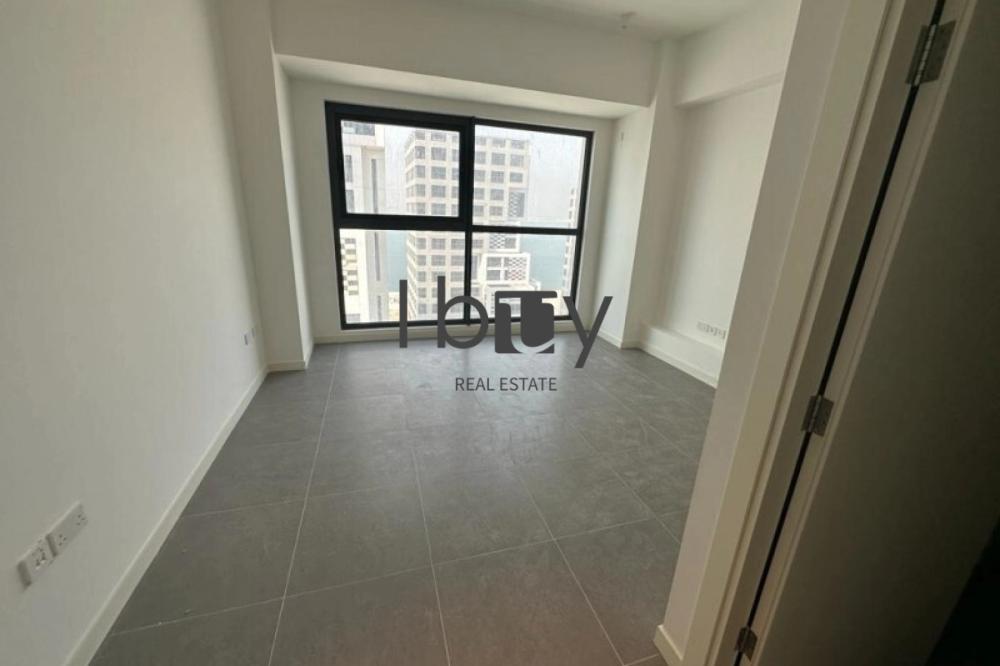 Large Layout |  Corner Unit | High Floor |