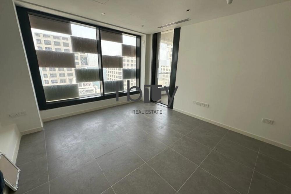 Large Layout |  Corner Unit | High Floor |