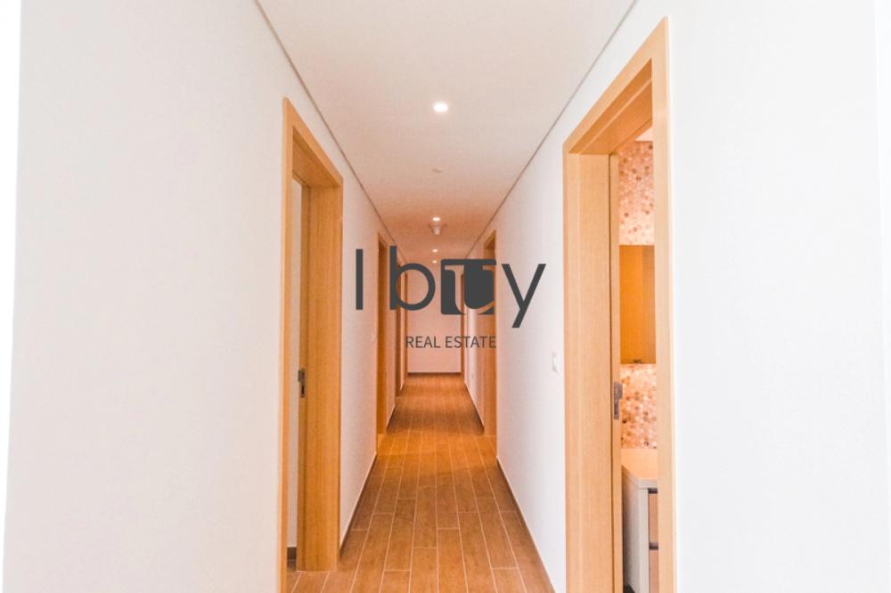 Move In Ready | Upgraded | Full Golf Course View |