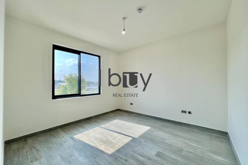 Near Park| Ready To Live In | Well Kept| Landscape