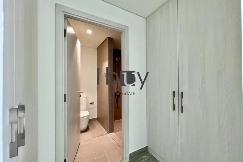 Near Park| Ready To Live In | Well Kept| Landscape