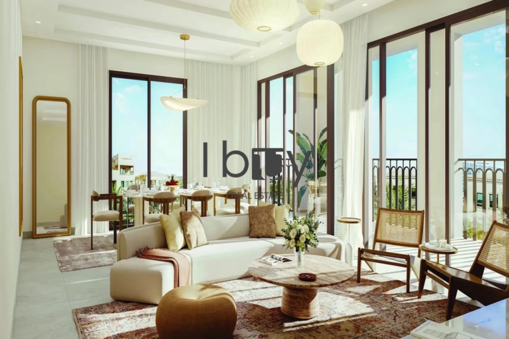 Granada | Maids Room | Corner Unit | Near Amenities |