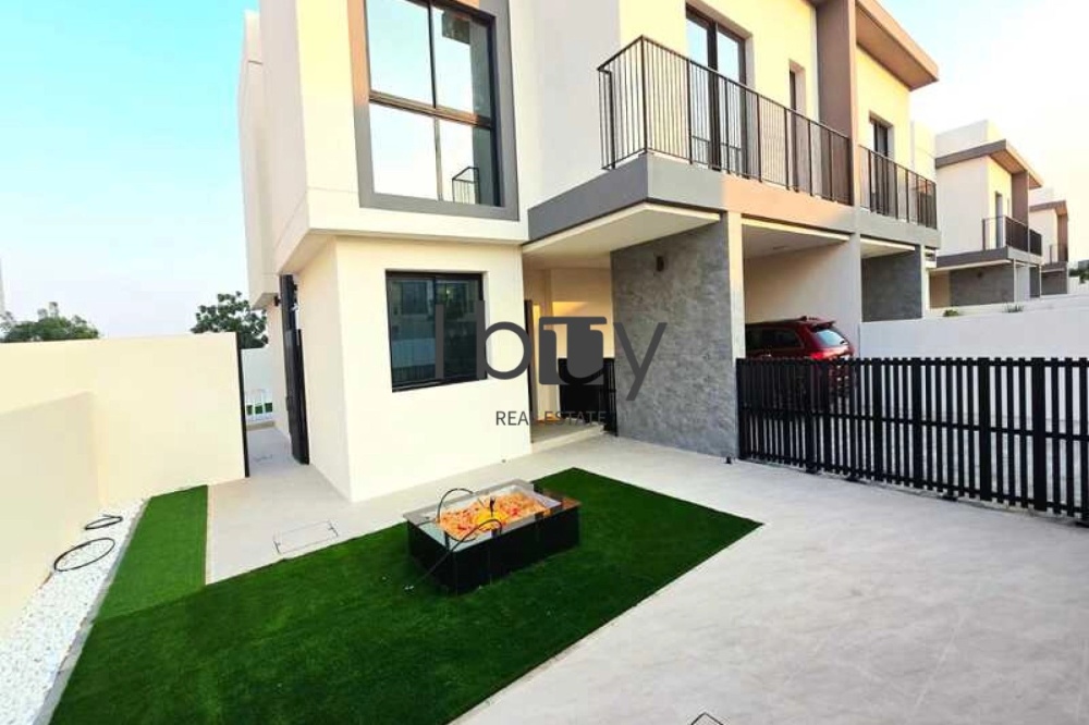 Ready To Live In | Study Room | Large Backyard |