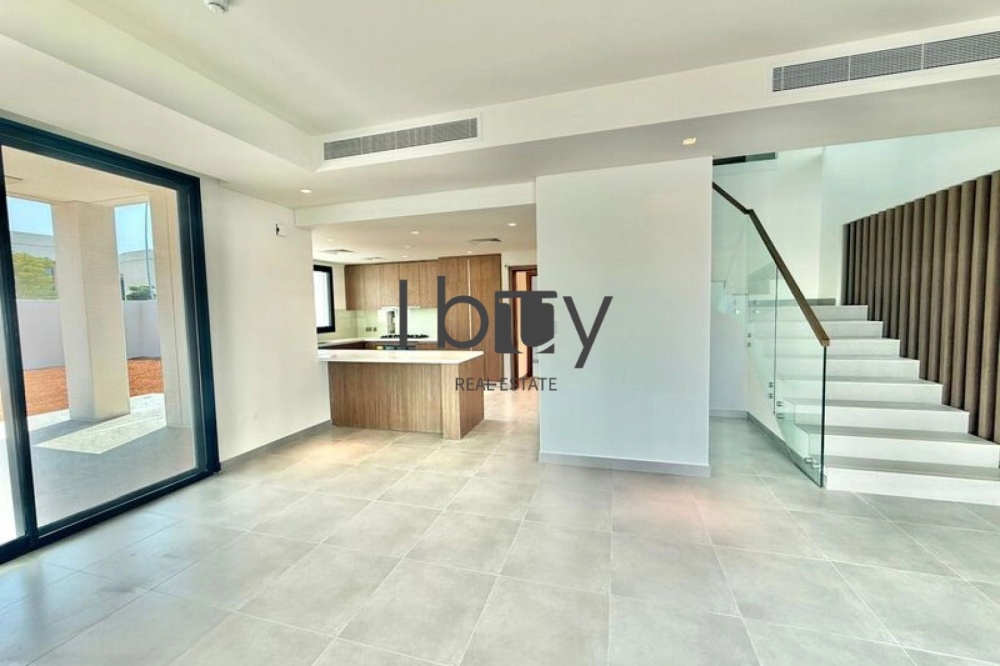 Corner Unit | Facing Park | Best Deal | Prime Area