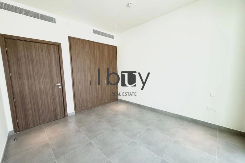 Corner Unit | Facing Park | Best Deal | Prime Area